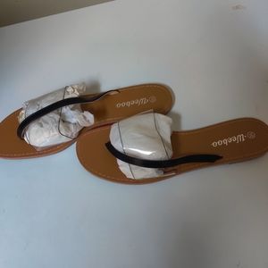Weeboo Sandals - Clear with black strap